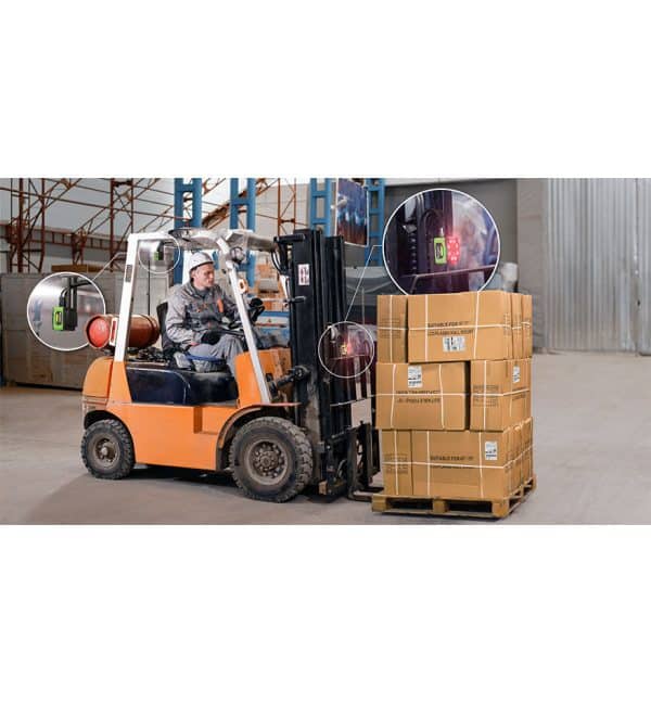 Scanner FS40 Zebra photo du produit positionné sur un chariot dans un entrepôt